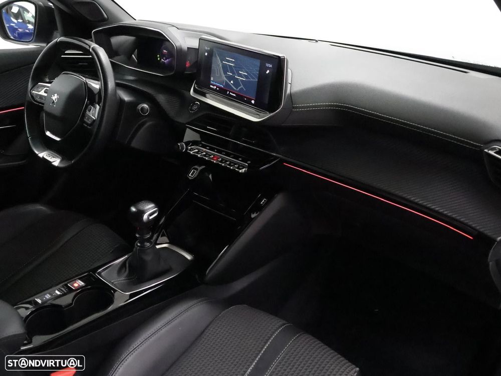 Peugeot 2008 1.5 BlueHDi GT - 4