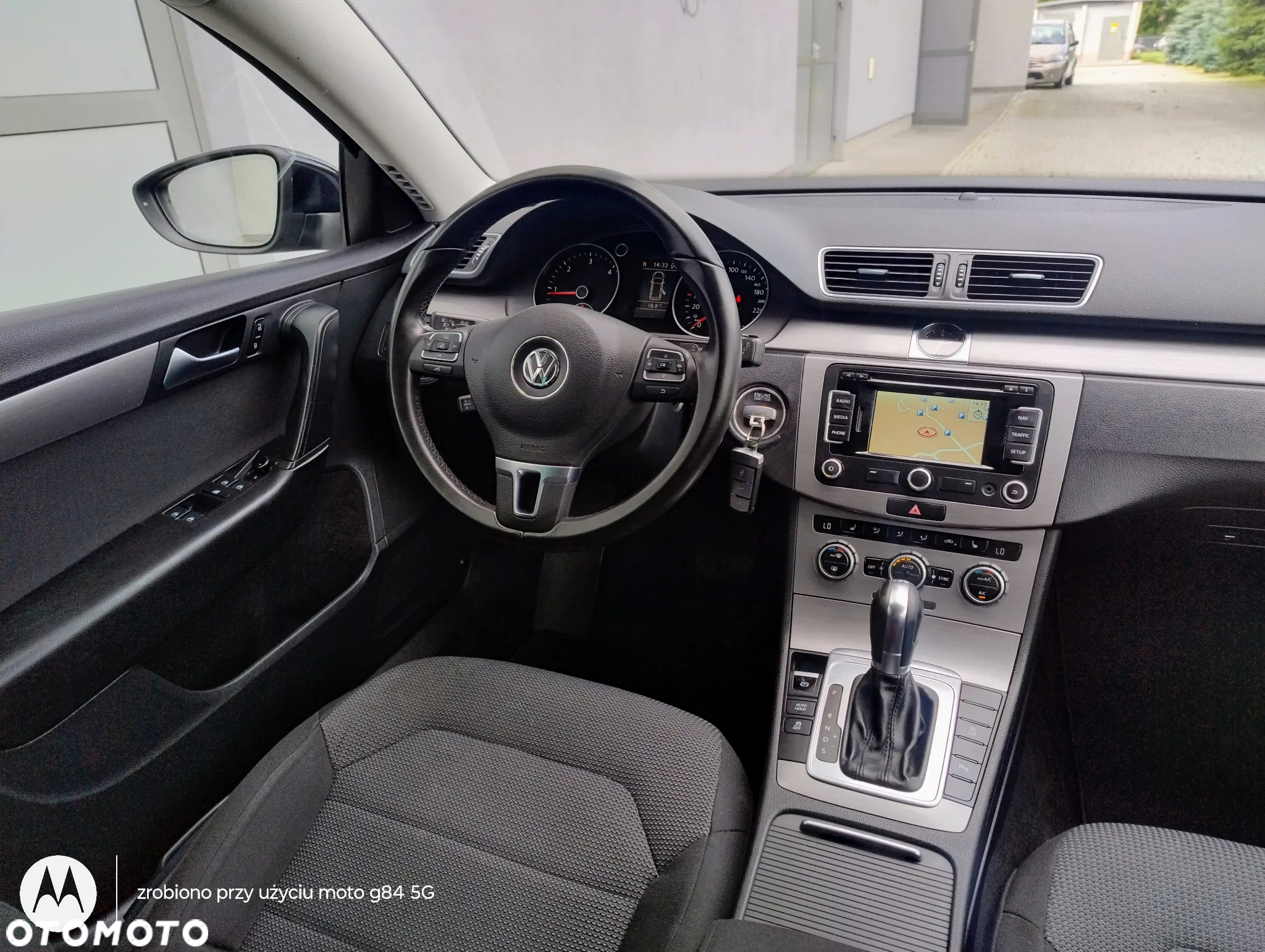 Volkswagen Passat Variant 2.0 TDI DSG BlueMotion Technology Business Edition - 12