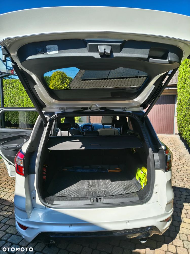 Ford Kuga 2.0 TDCi AWD ST-Line - 11