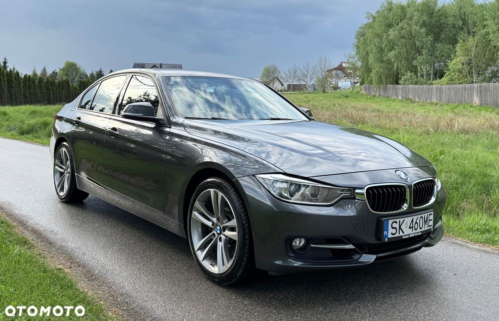 BMW Seria 3 328i xDrive Sport Line - 4