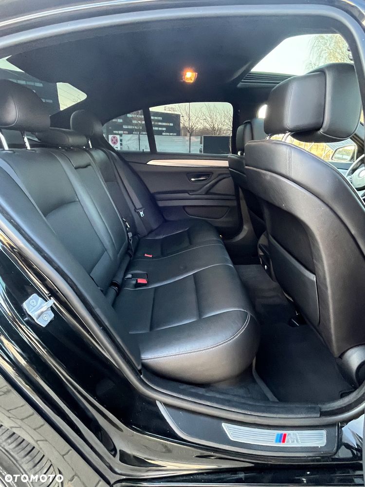 BMW Seria 5 535i Sport-Aut - 17