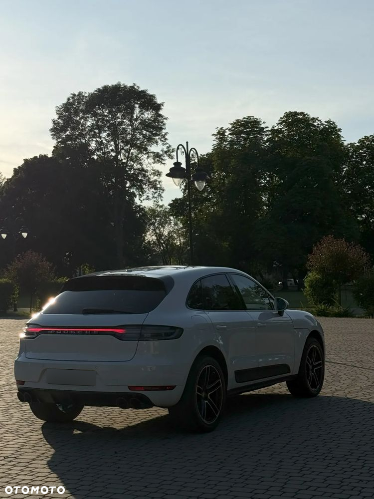 Porsche Macan Standard - 4