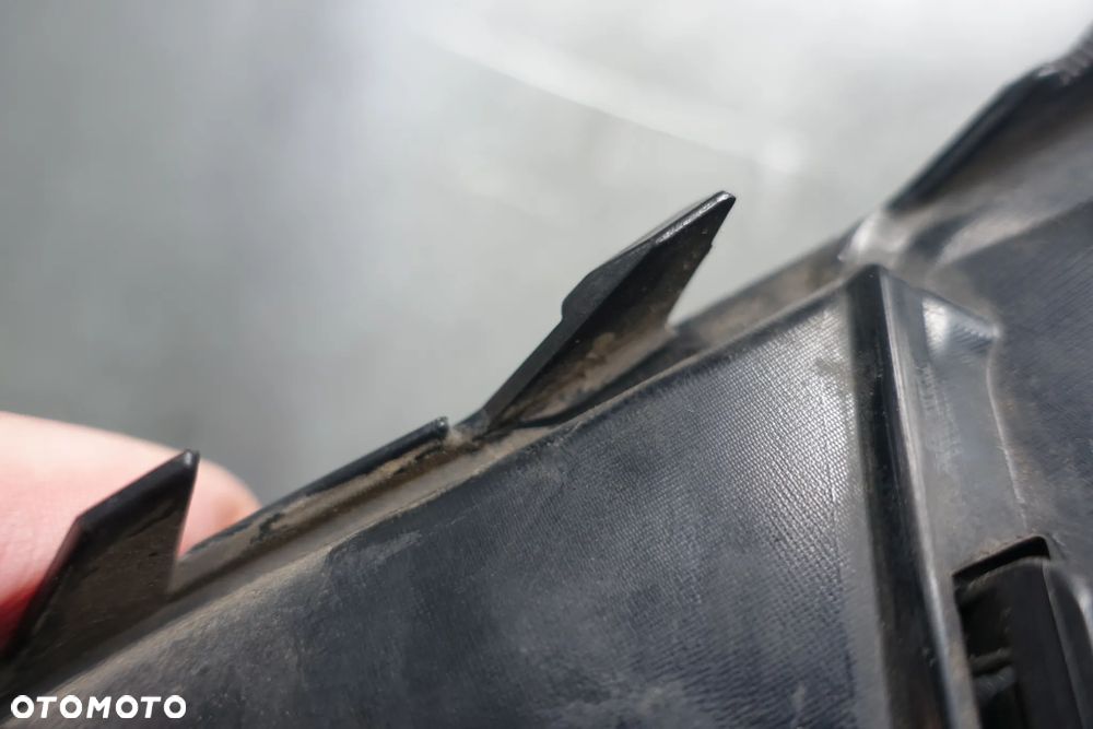 KRATKA ZDERZAKA LEWA PRAWA AUDI A4 B9 S-LINE - 5