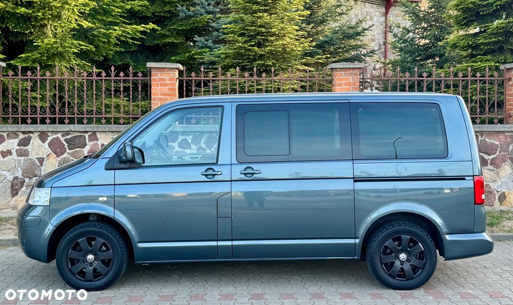 Volkswagen Multivan - 4