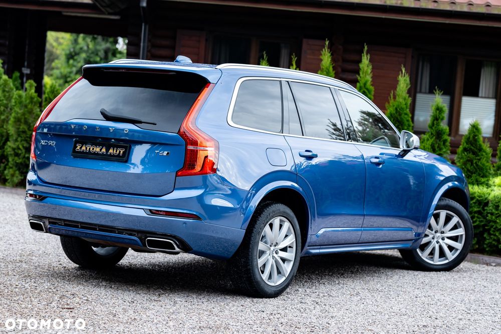 Volvo XC 90 T6 AWD R-Design - 10