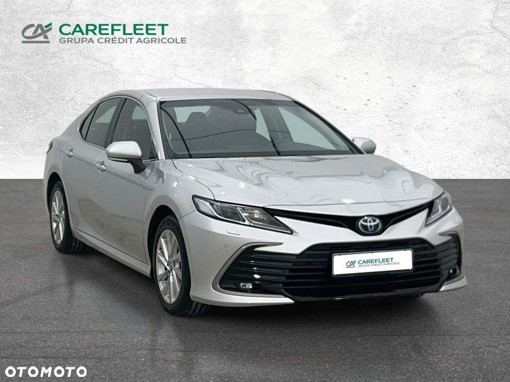 Toyota Camry - 3