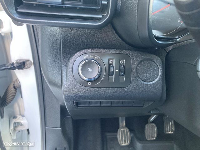 Opel Combo L1 1.5 Cdti IVA DEDUTIVEL - 17