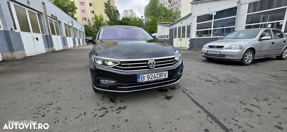Volkswagen Passat 2.0 TDI DSG Highline - 1