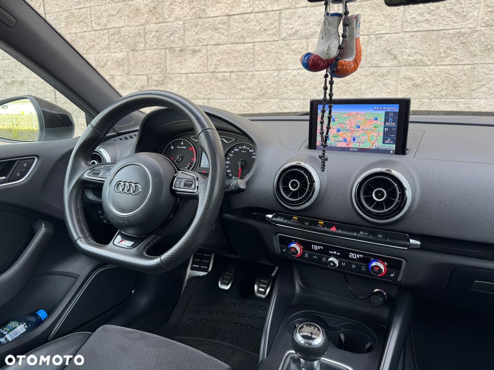 Audi A3 Sportback 2.0 TDI (clean diesel) S line Sportpaket - 12