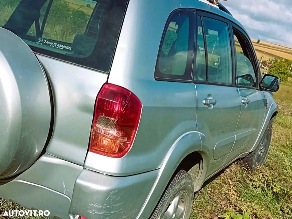 Toyota RAV4 - 5