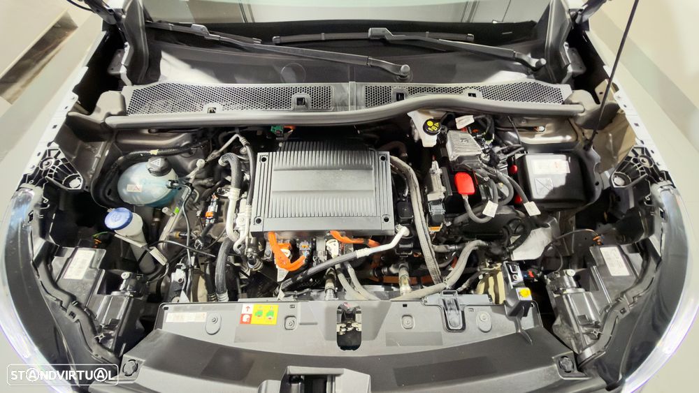 Peugeot e-2008 Active - 38