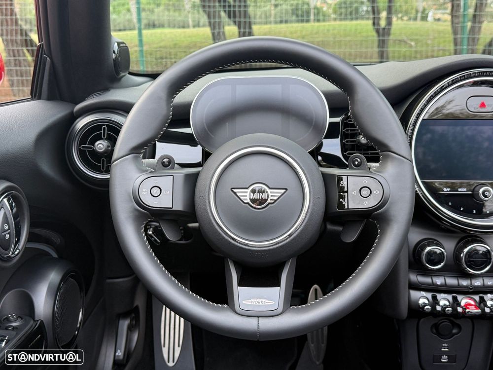MINI Cabrio John Cooper Works Plus Auto Desportiva - 40