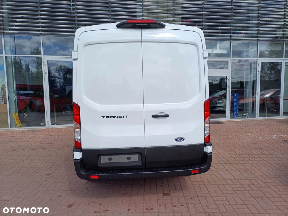 Ford TRANSIT 350 L3H2 - 11