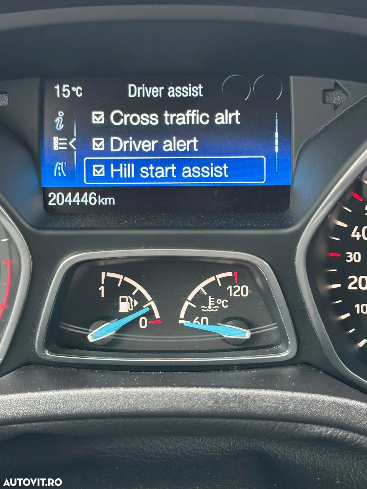 Ford Focus 1.5 EcoBlue Start-Stopp-System TITANIUM X - 25