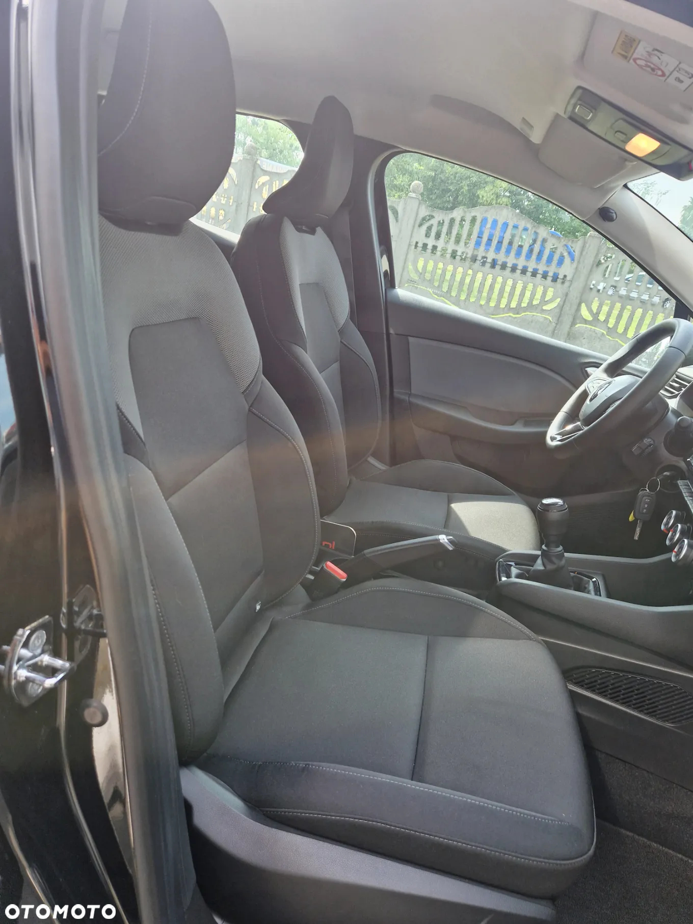 Renault Clio - 10