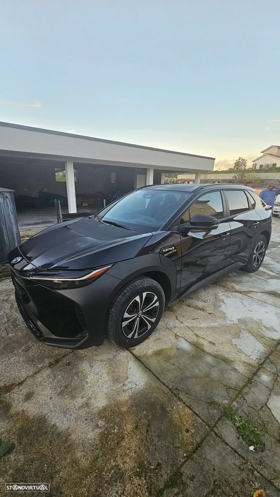 Toyota bZ4X 71,4 kWh Exclusive - 1