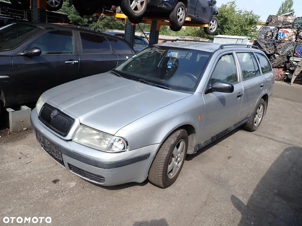 CZĘSCI - Skoda Octavia I 1,9 TDI 110KM AHF LIFT KOMBI 2001r. INDEX - 9640 - 1