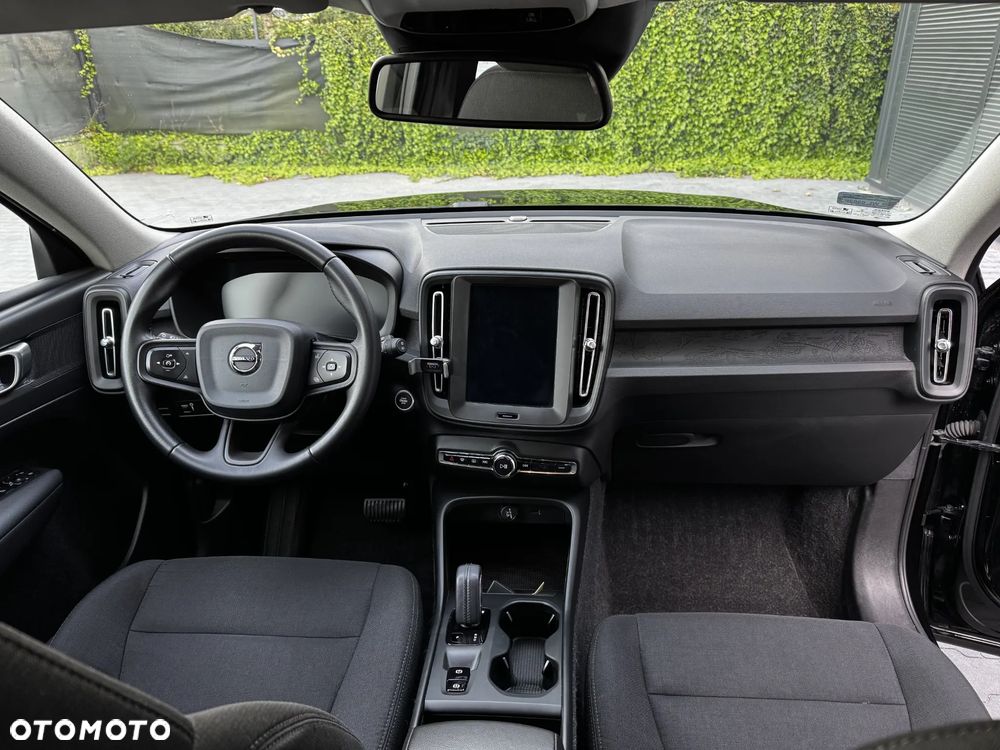 Volvo XC 40 T3 Momentum - 9