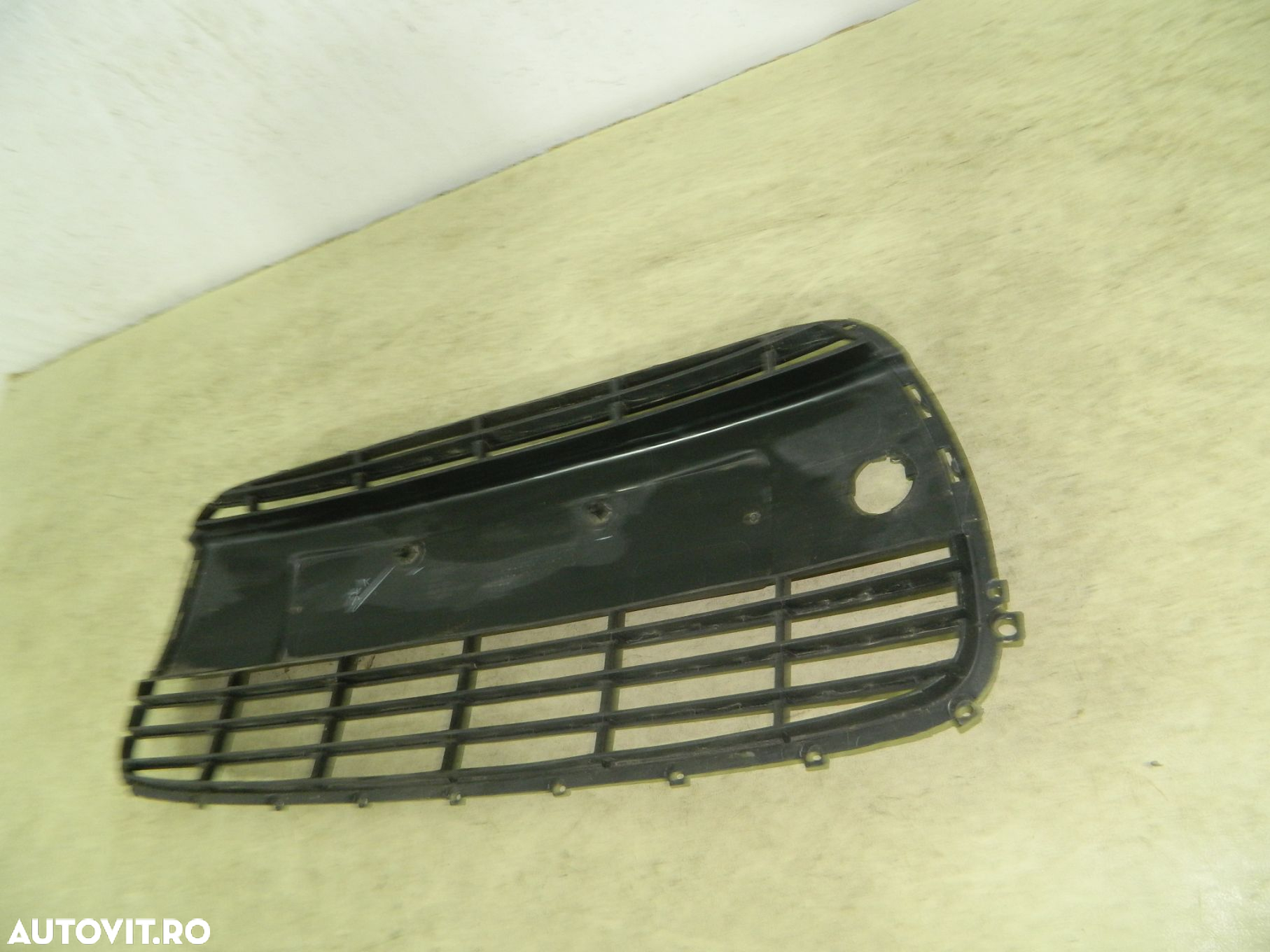 Grila centrala bara fata, Hyundai I30, 10-12 , 86522-0X000 - 5