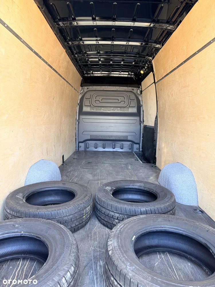 Mercedes-Benz SPRINTER - 7