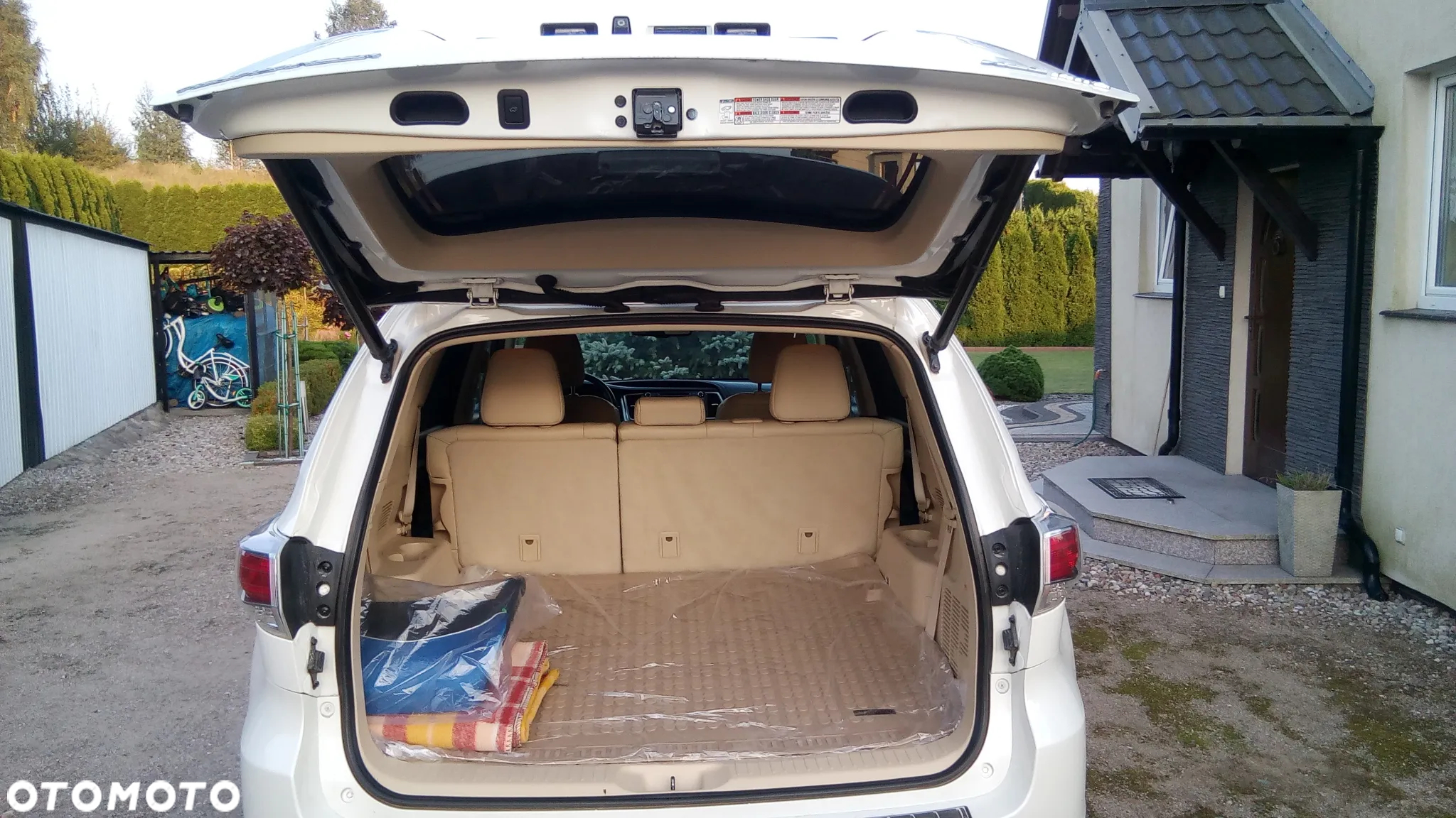 Toyota Highlander - 10