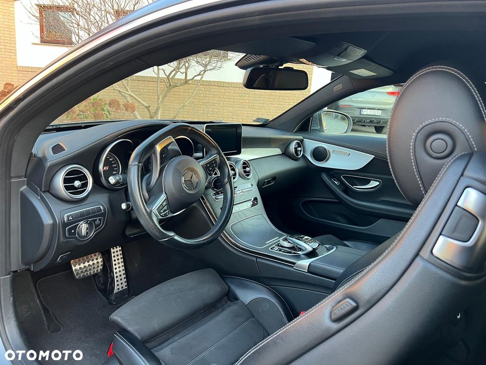 Mercedes-Benz Klasa C 200 4-Matic 9G-Tronic - 16