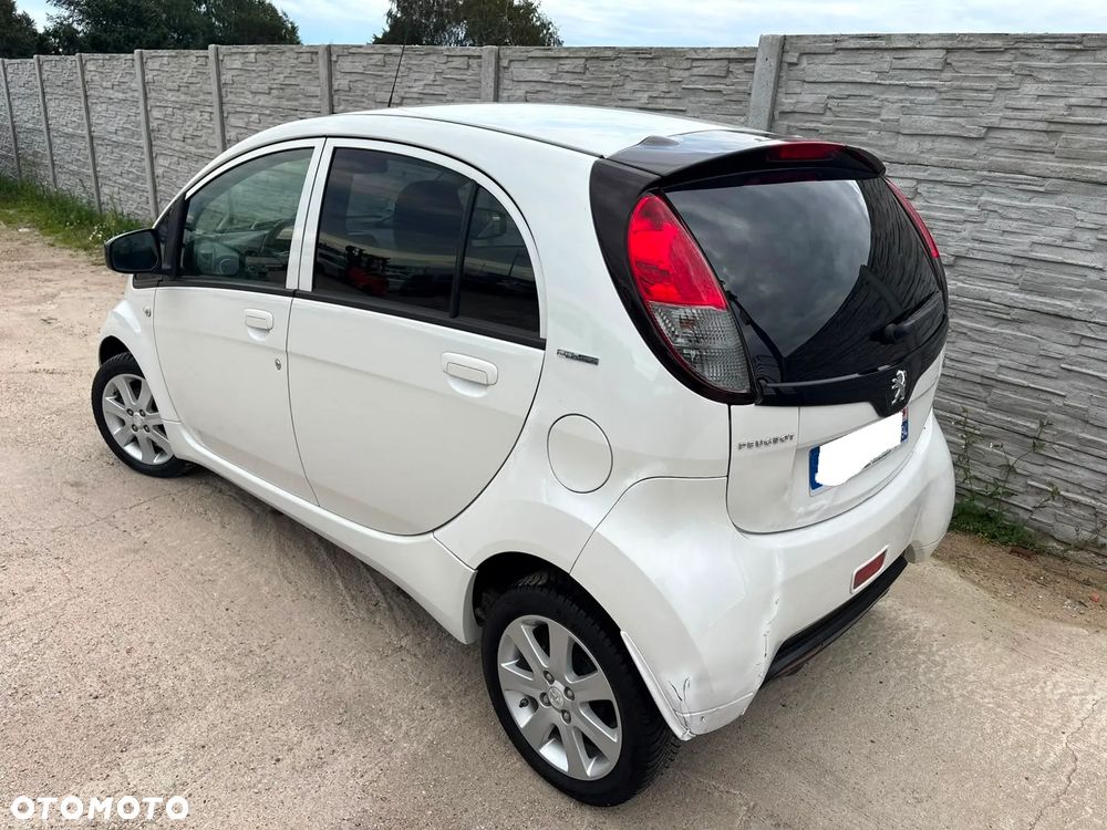 Peugeot iOn Active - 31