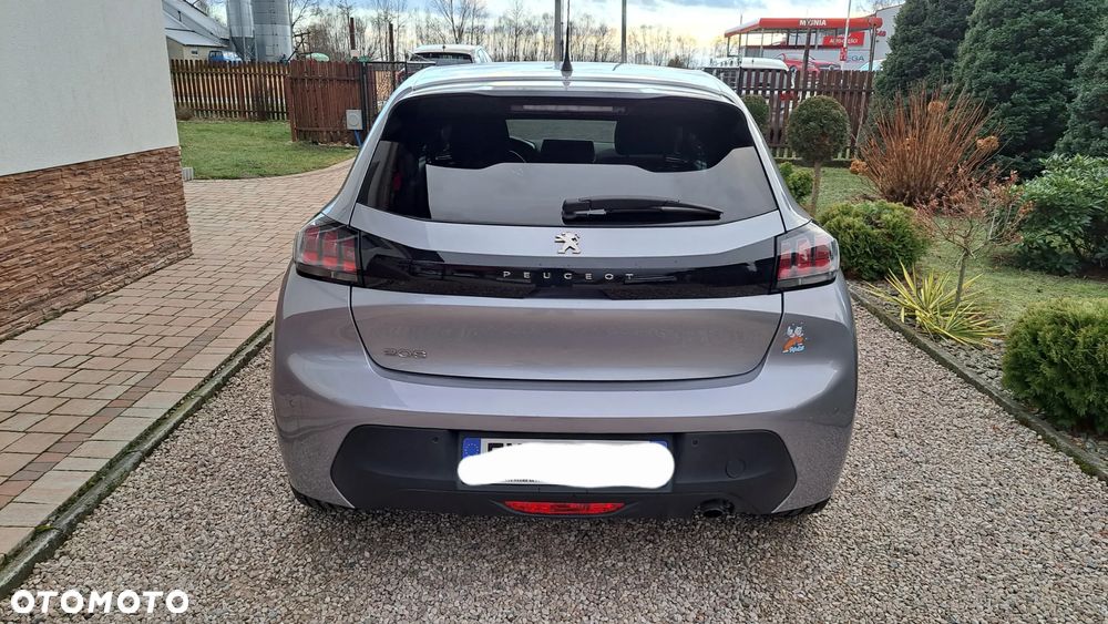 Peugeot 208 - 5