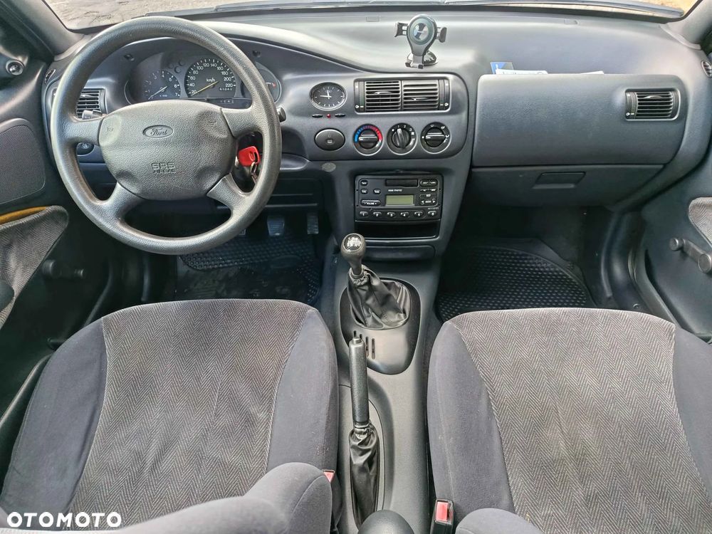 Ford Escort 1.6 Bolero II - 2
