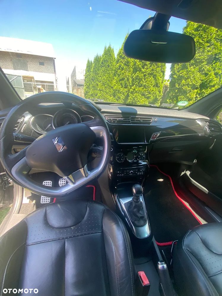 Citroën DS3 1.6 THP SportChic - 8
