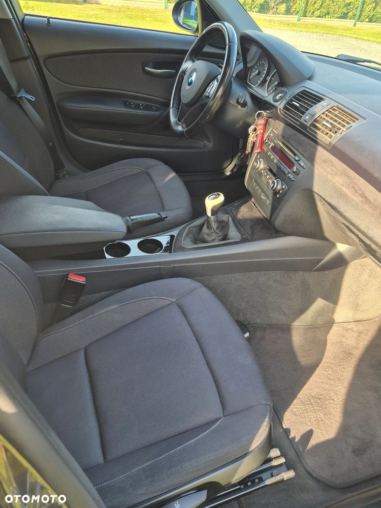 BMW Seria 1 - 18