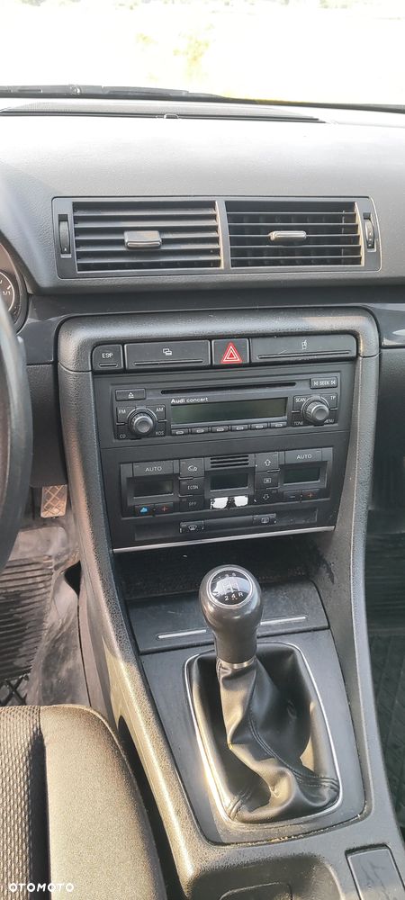 Audi A4 Avant - 23