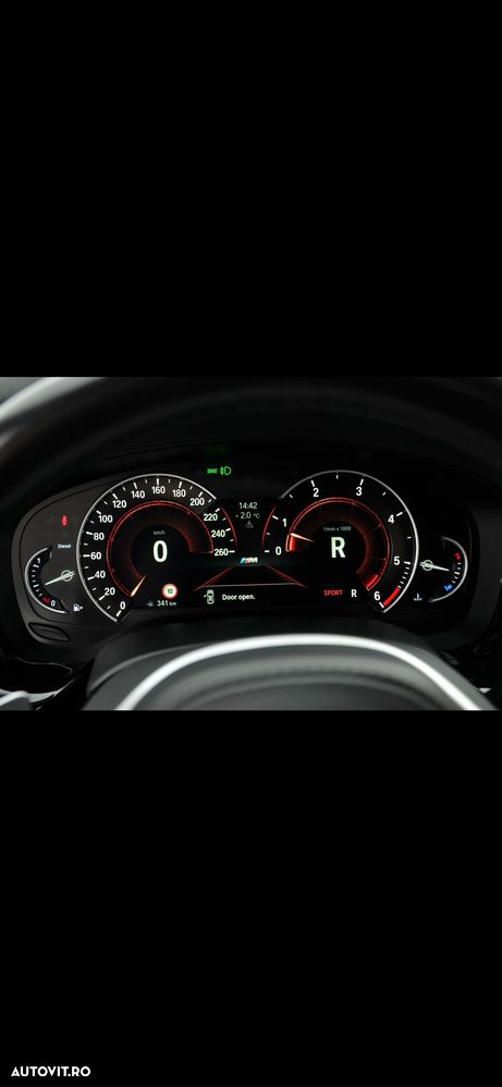 BMW Seria 5 530d xDrive Aut. - 36