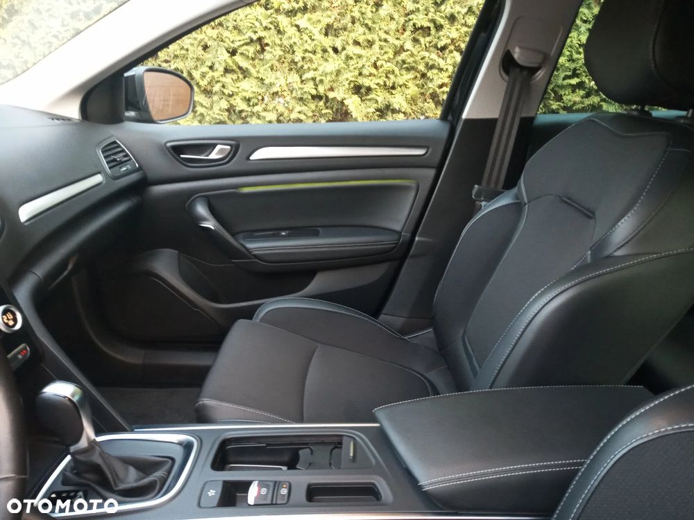 Renault Megane 1.3 TCe FAP Intens EDC - 29