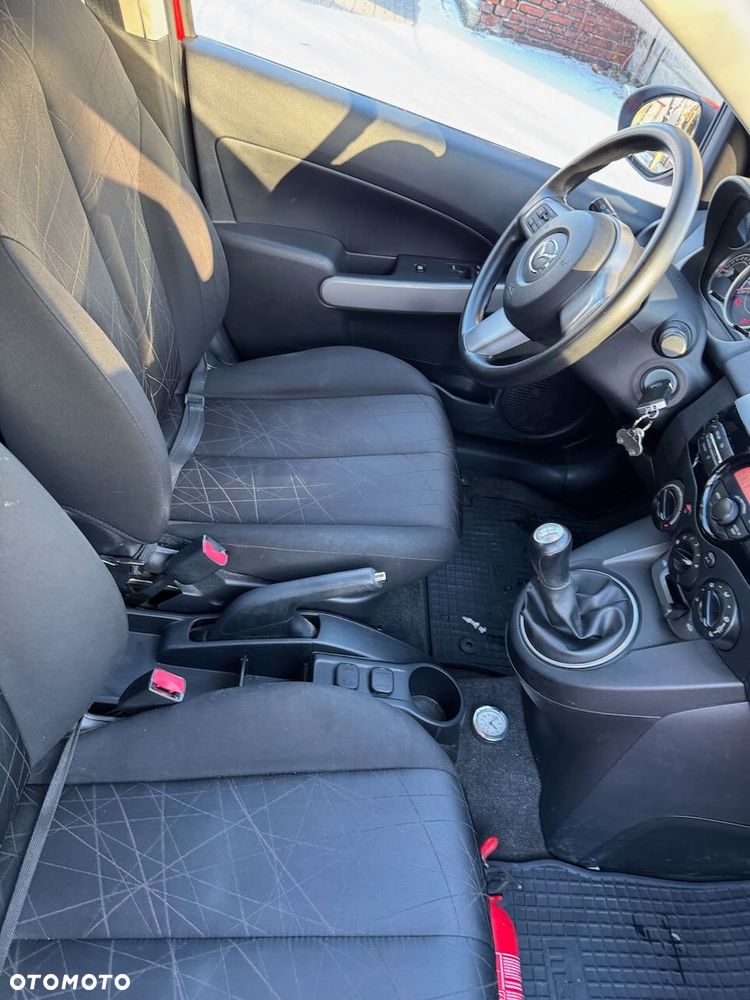 Mazda 2 1.3 Exclusive - 9