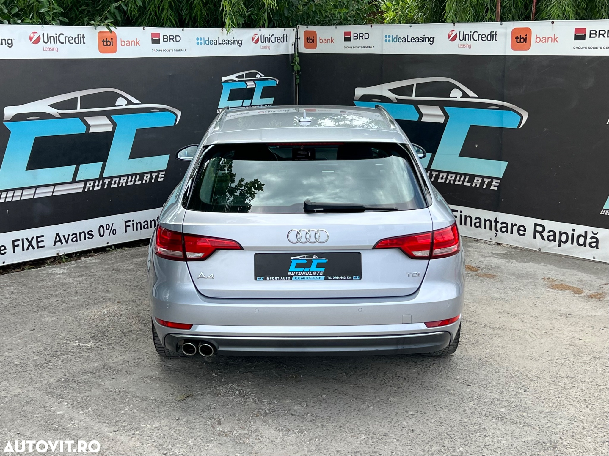 Audi A4 Avant 2.0 TDI S tronic Sport - 29