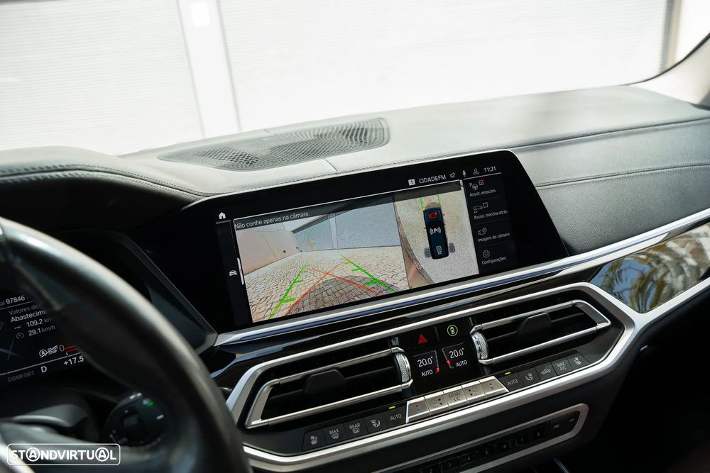 BMW X7 xDrive30d - 14