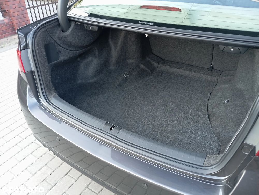 Honda Accord 2.0 Executive - 34