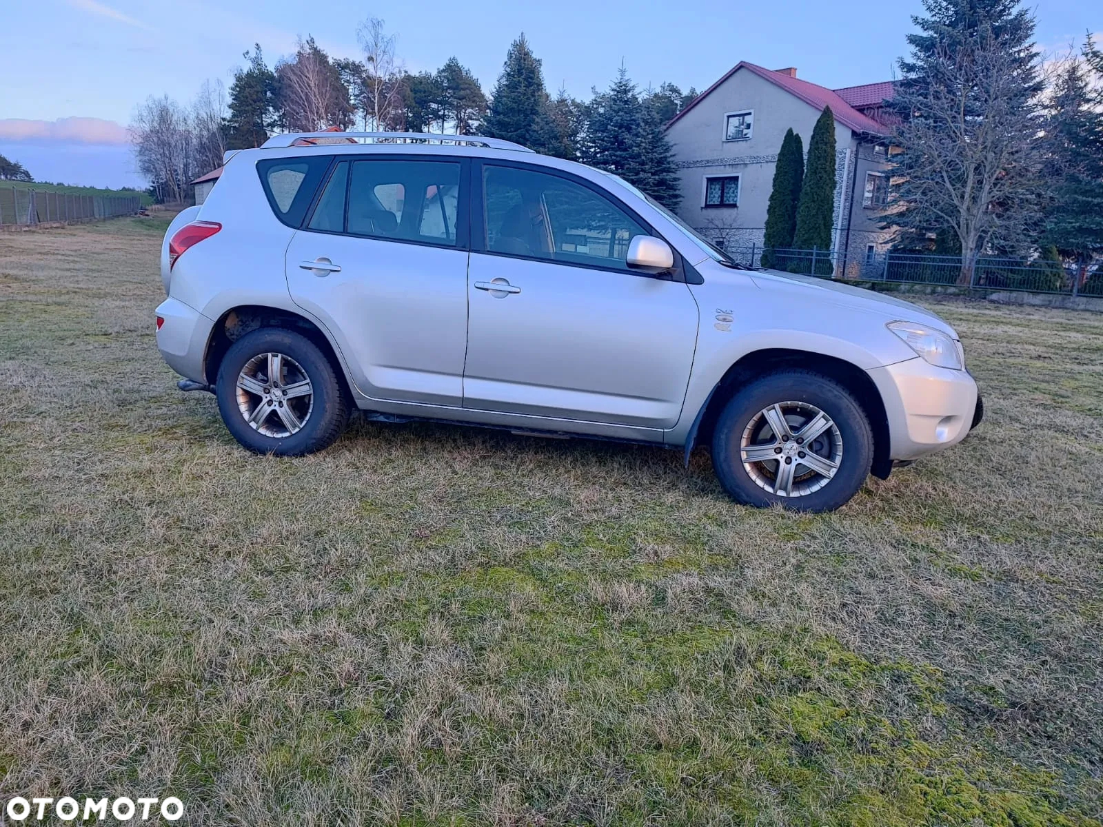 Toyota RAV4 2.2 D-4D Sol - 6