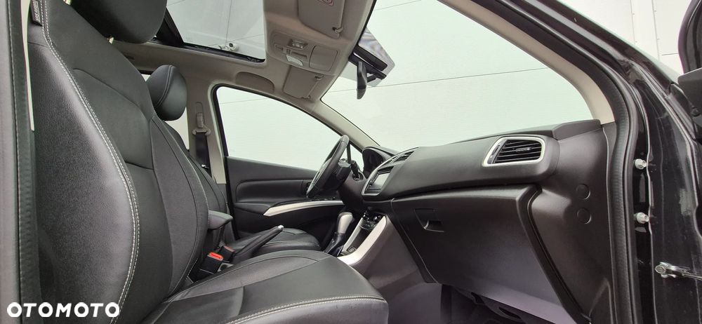 Suzuki SX4 S-Cross 1.6 VVT CVT 4x2 limited - 6