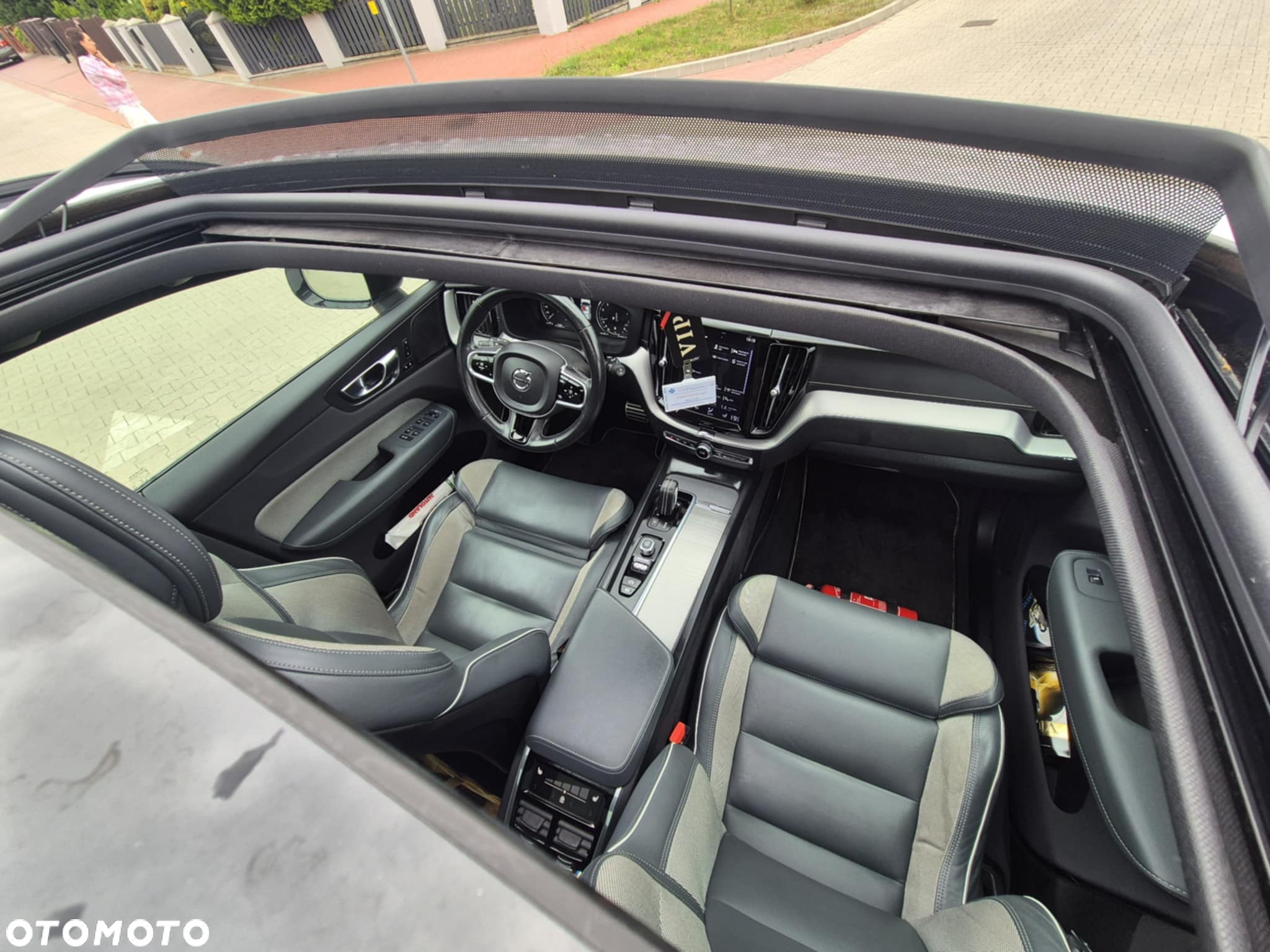 Volvo XC 60 B4 B Geartronic RDesign - 30