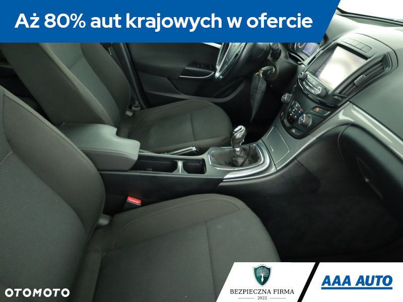 Opel Insignia - 11