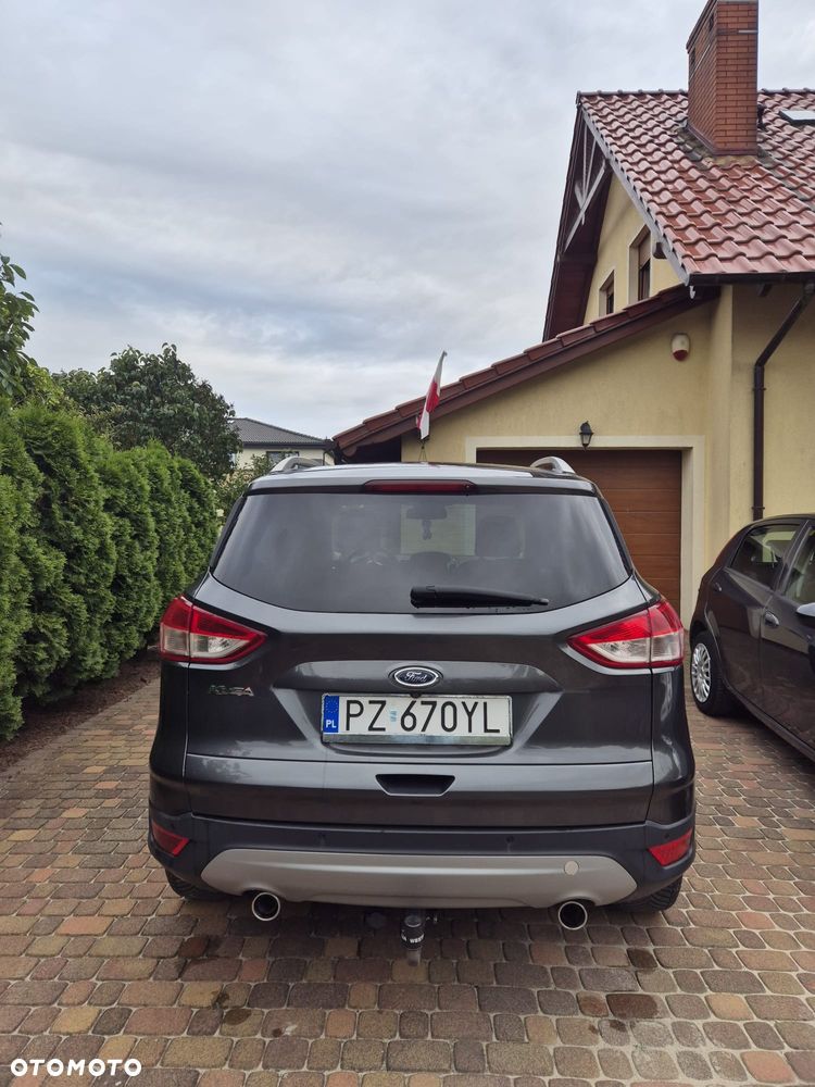 Ford Kuga 2.0 TDCi FWD Titanium - 3