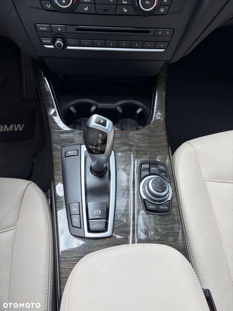 BMW X3 28i xDrive - 21