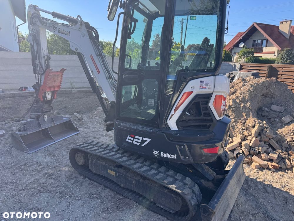Bobcat E27 - 1