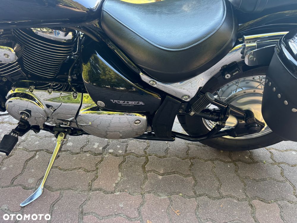 Suzuki VL 800 Volusia - 14