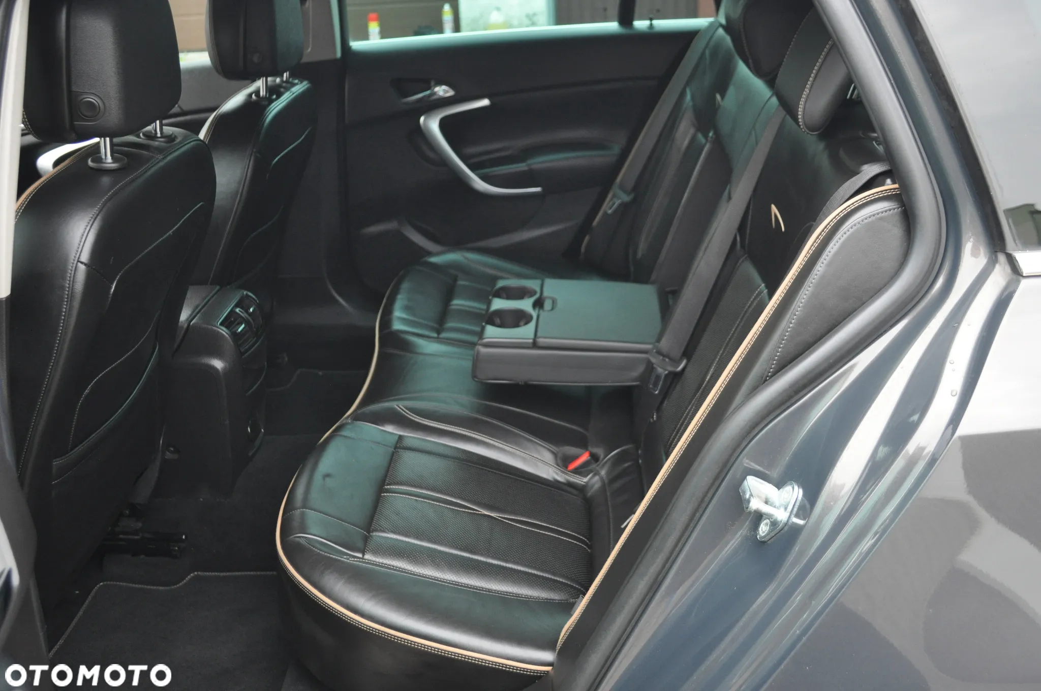Opel Insignia 2.0 CDTI ecoFLEX Start/Stop Business Innovation - 28