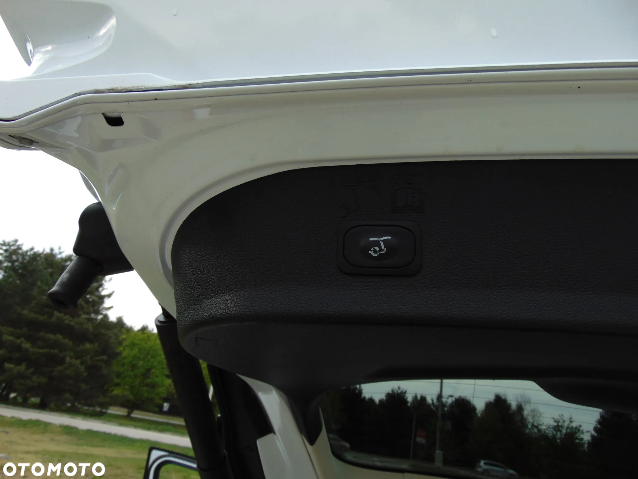 Ford Kuga 2.0 TDCi FWD Titanium - 24