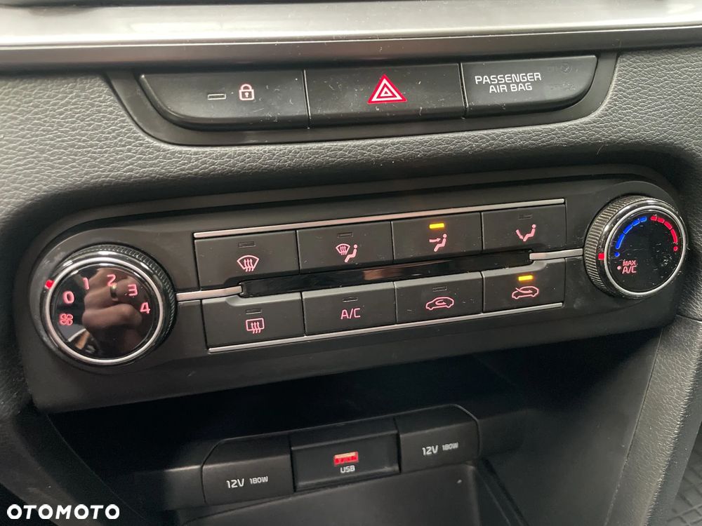Kia Ceed 1.0 T-GDI S - 22