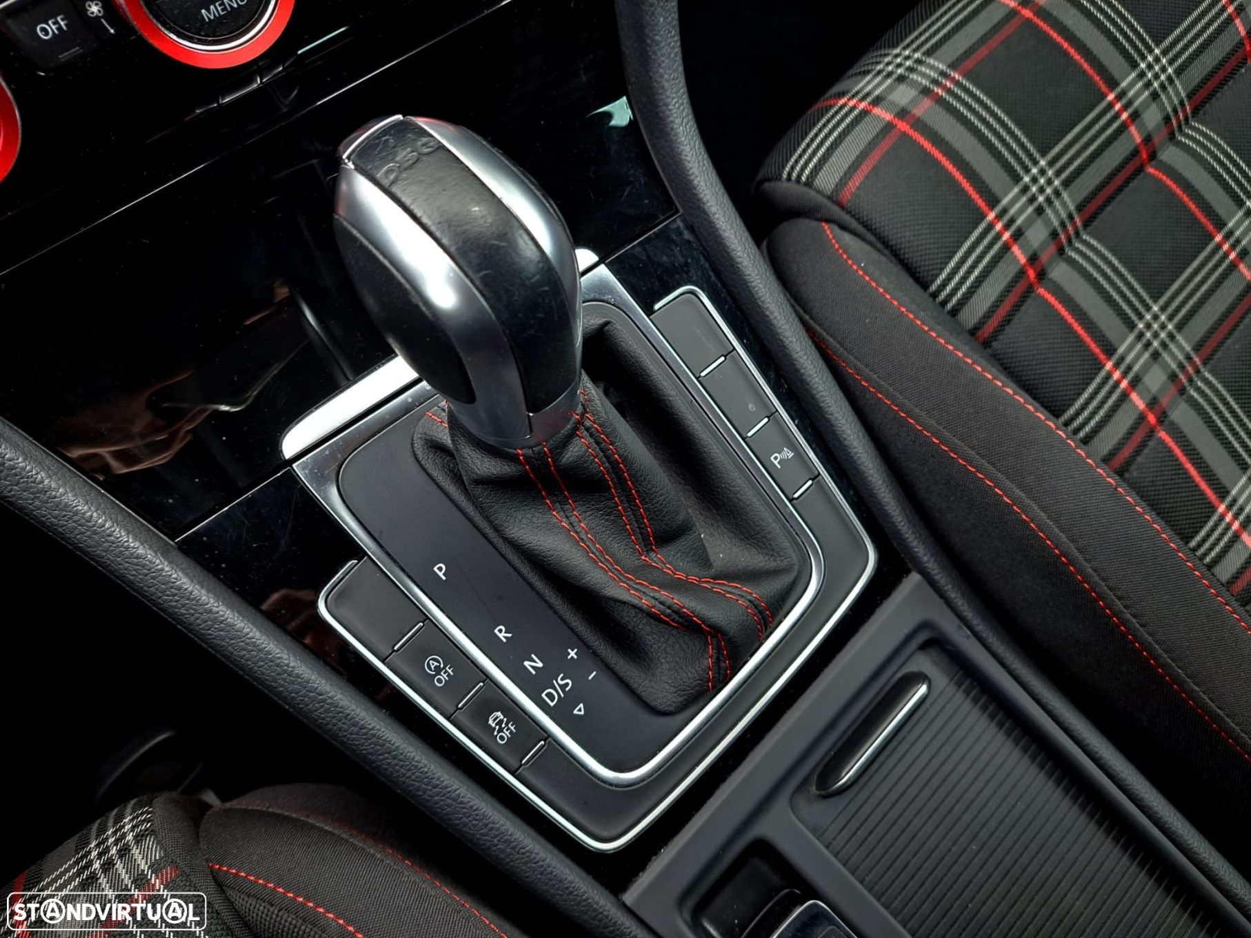 VW Golf 2.0 TSI GTI DSG Performance - 19